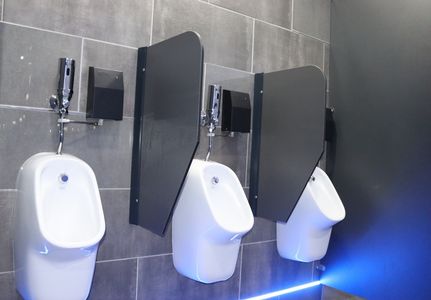 Advantages of Installing Urinal Sensor In Public Washrooms